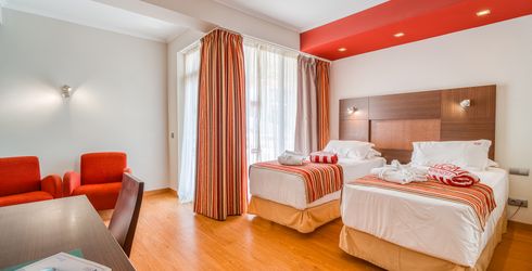 hotel room image
