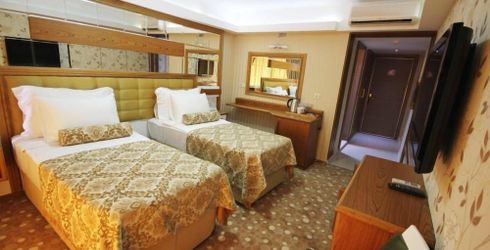 hotel room image