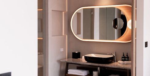 hotel room image
