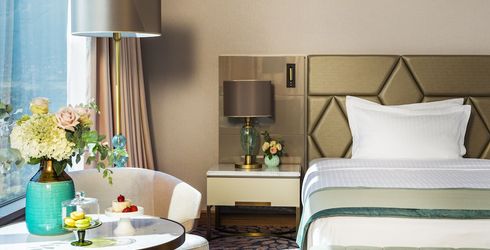hotel room image