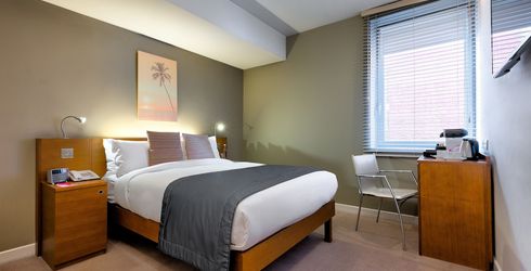 hotel room image