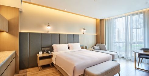 hotel room image