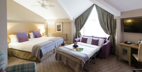 hotel room image