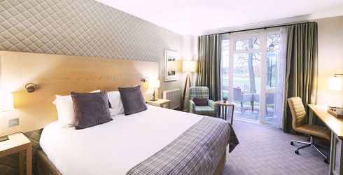 hotel room image