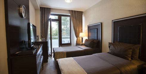 hotel room image