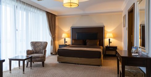 hotel room image