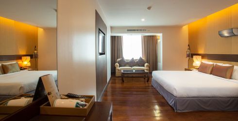 hotel room image