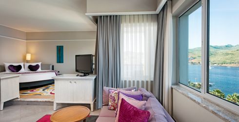 hotel room image