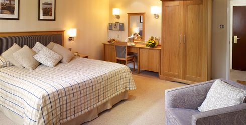 hotel room image