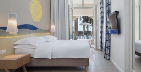 hotel room image