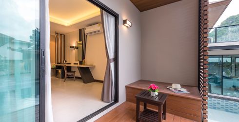 hotel room image
