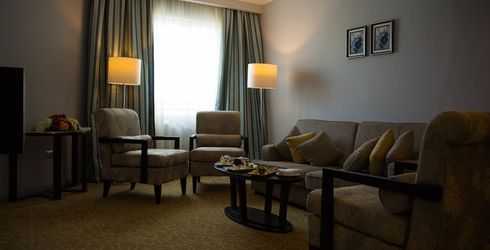 hotel room image