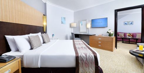 hotel room image