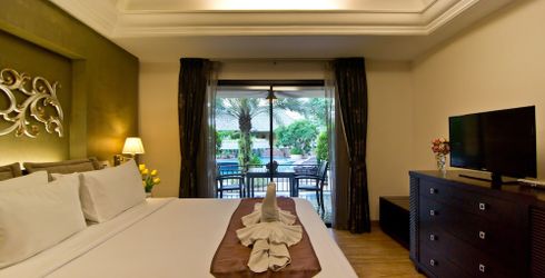 hotel room image