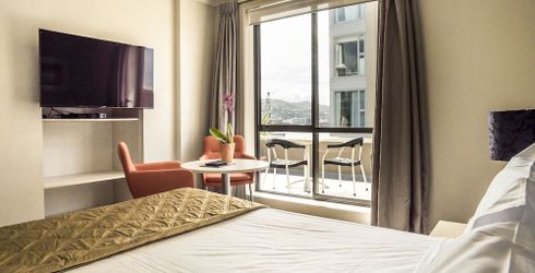 hotel room image