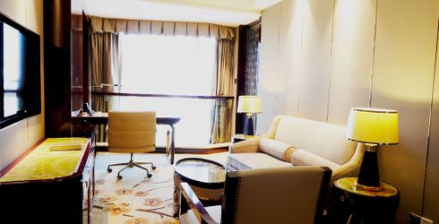 hotel room image