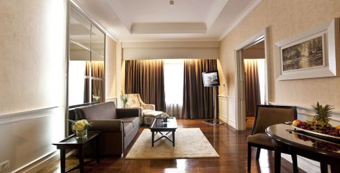 hotel room image