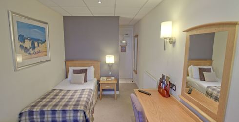 hotel room image