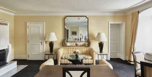 hotel room image