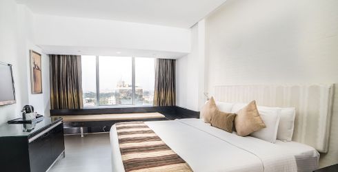 hotel room image