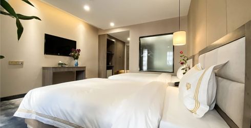 hotel room image