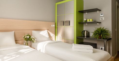 hotel room image