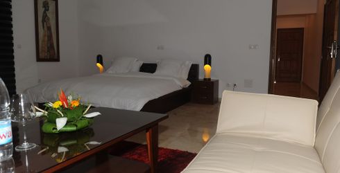 hotel room image