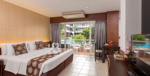 hotel room image