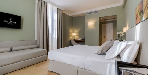 hotel room image