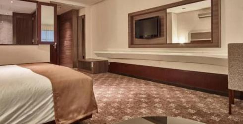 hotel room image