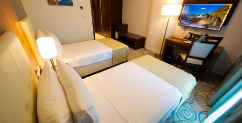 hotel room image