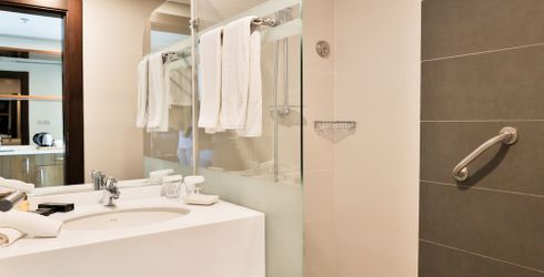 hotel room image