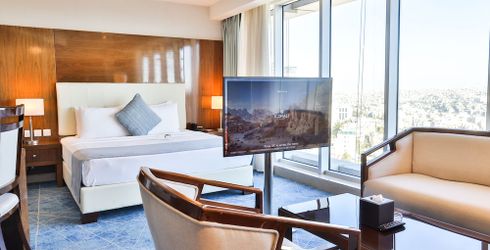 hotel room image