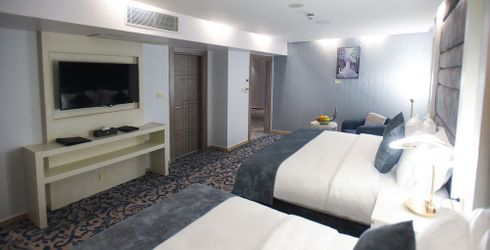 hotel room image