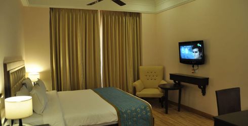 hotel room image