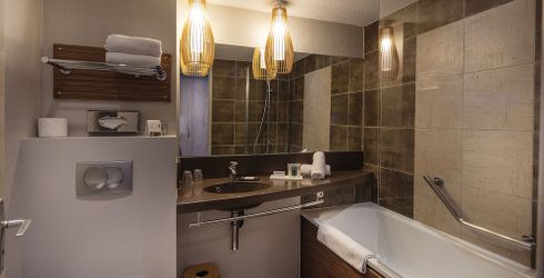 hotel room image