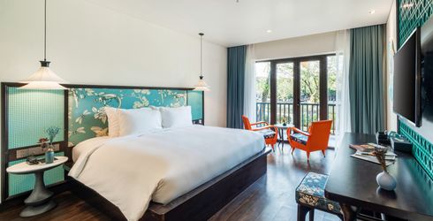hotel room image