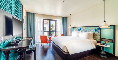 hotel room image