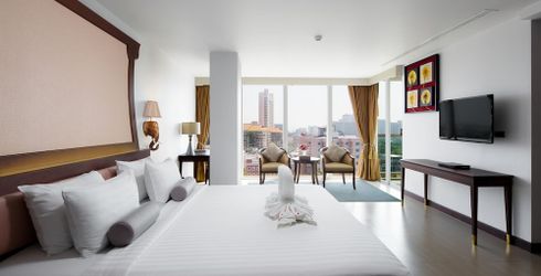 hotel room image