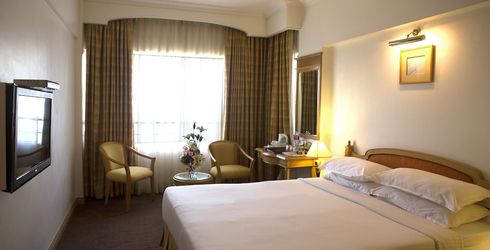 hotel room image