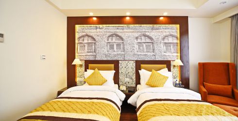 hotel room image