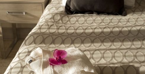 hotel room image