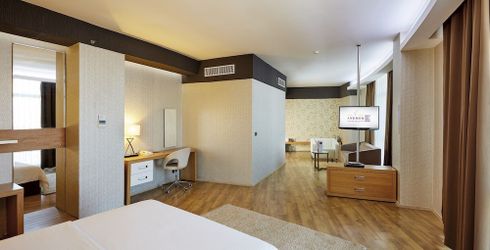hotel room image