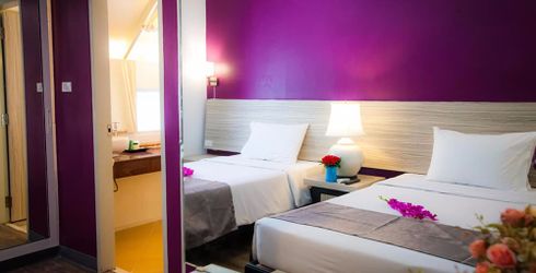 hotel room image