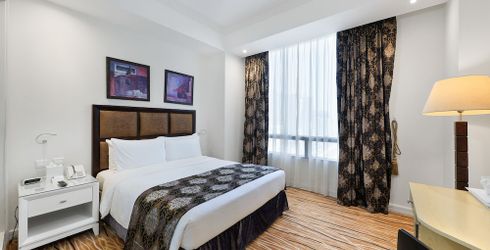 hotel room image