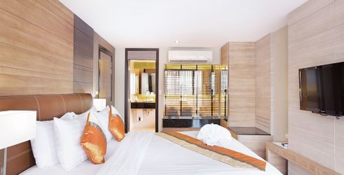 hotel room image