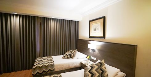 hotel room image