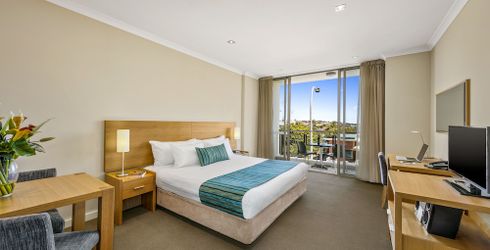 hotel room image