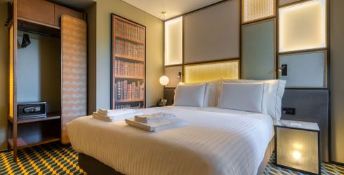 hotel room image