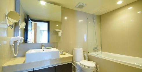 hotel room image